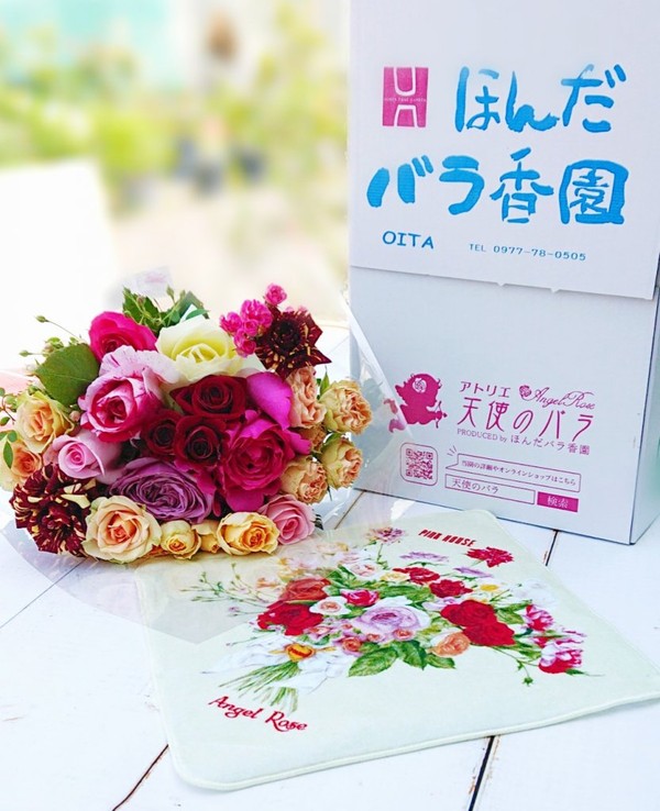 アトリエ天使のバラ 」エンジェルローズタオルハンカチ付きブーケ発売