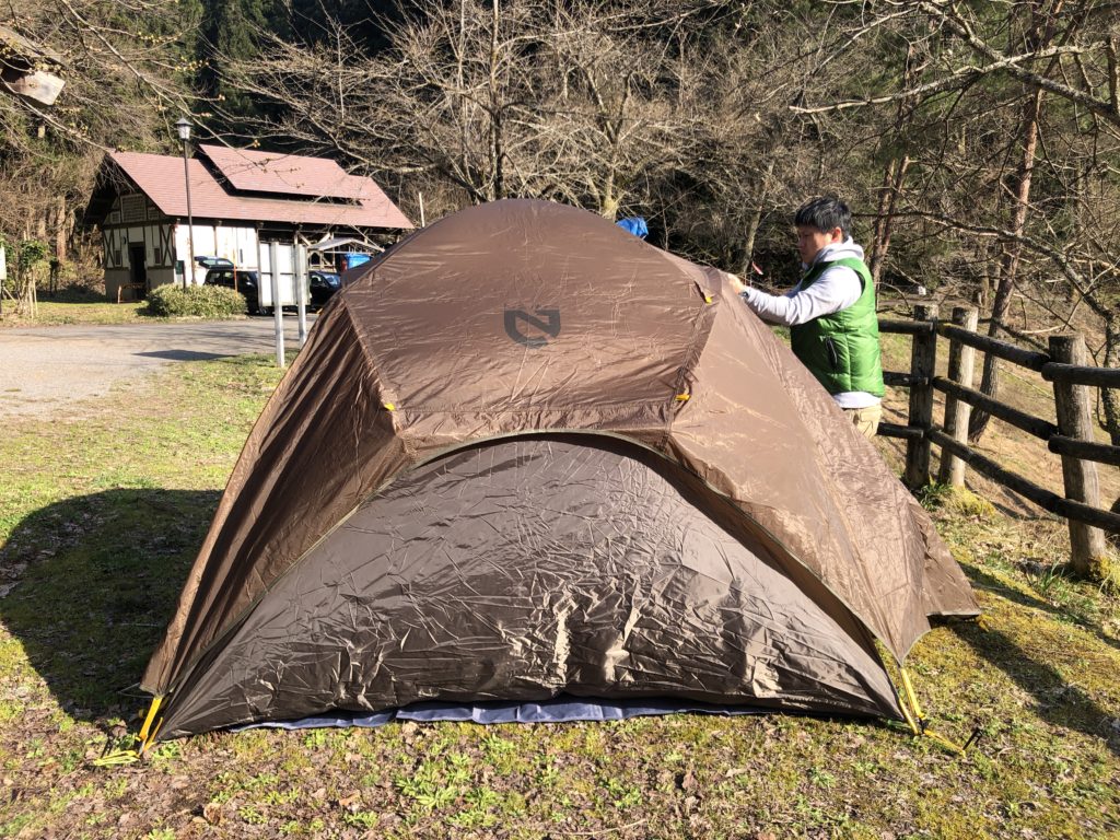 4シーズンテント 軽量 ニーモ ロシストーム4P 購入！ | ぴのままキャンプ