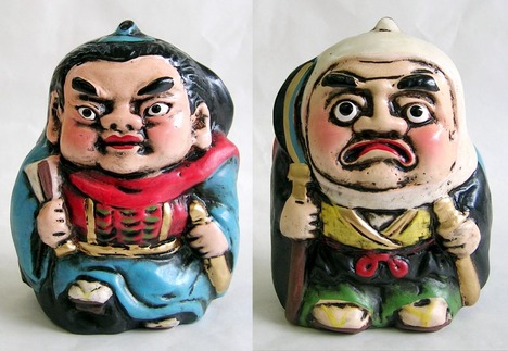 万兵 土鈴 弁慶と義経（両面）【縁起置物/通販/特価】山口陶器店D-9