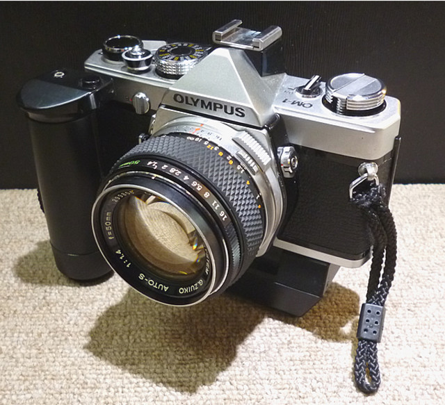 OLYMPUS OM-1 レンズ2本＋モータードライブ付 美品 ジャンク （ 一眼
