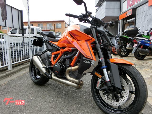 KTM 1390スーパーデュークRエボ 2024年モデル｜カワサキ