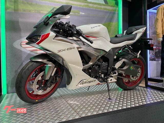 カワサキ Ninja ZX－6R 2025年モデル パールロボティック
