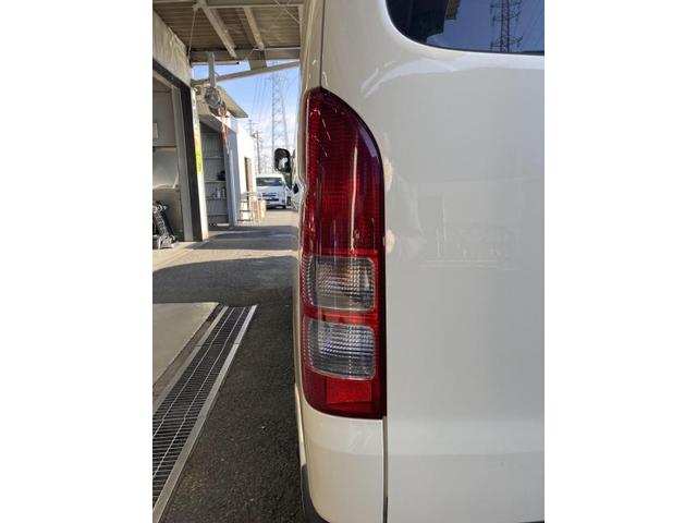トヨタ TOYOTA ハイエース バン ワゴン S-GL GL テールランプ
