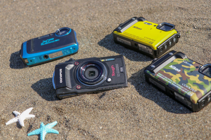 防水カメラFUJIFILM FinePix XP130を前機種やライバル機と比較しながら