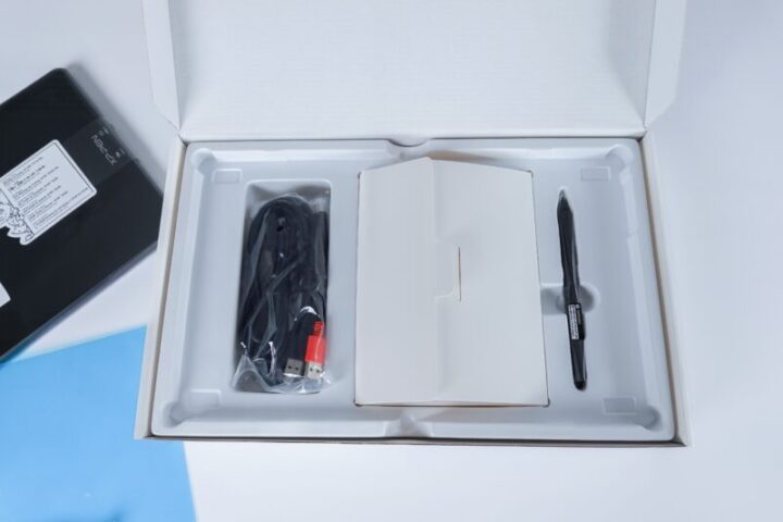 実機レビュー】XP-PEN Artist 12セカンド豪華版｜描き心地最高？口コミ