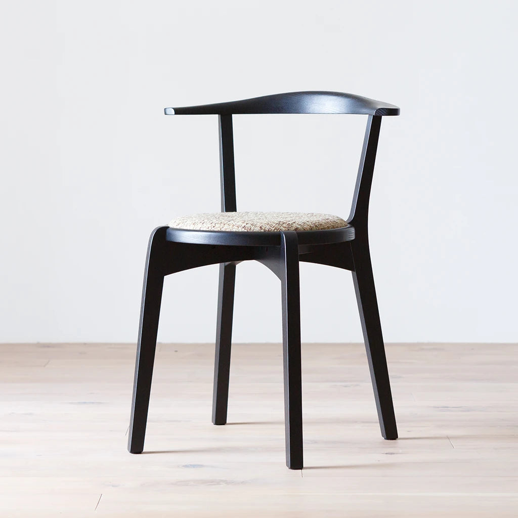 AGILE-Side-Chair-UP-black-2.