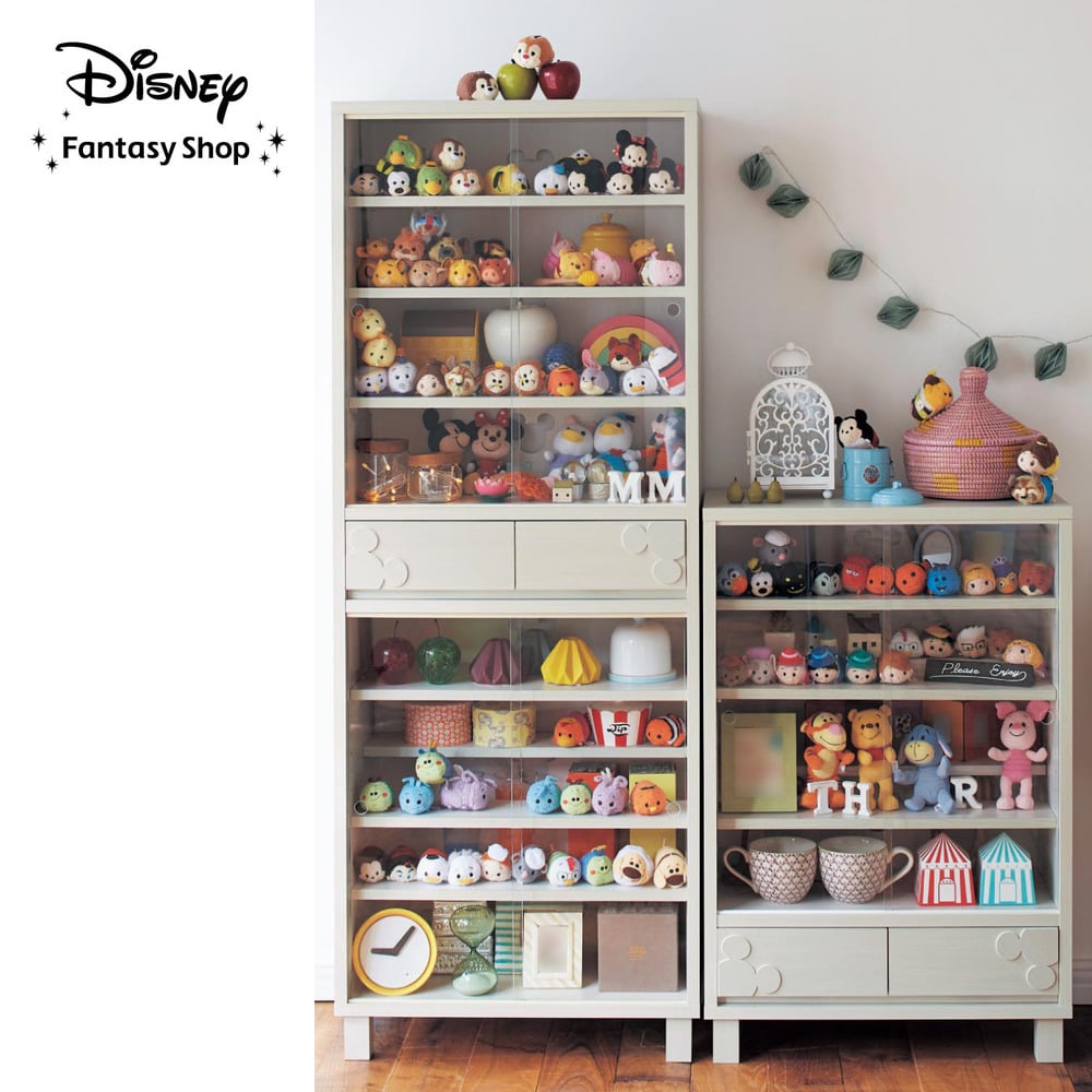 ダブル棚板のコレクションキャビネット「ミッキーモチーフ