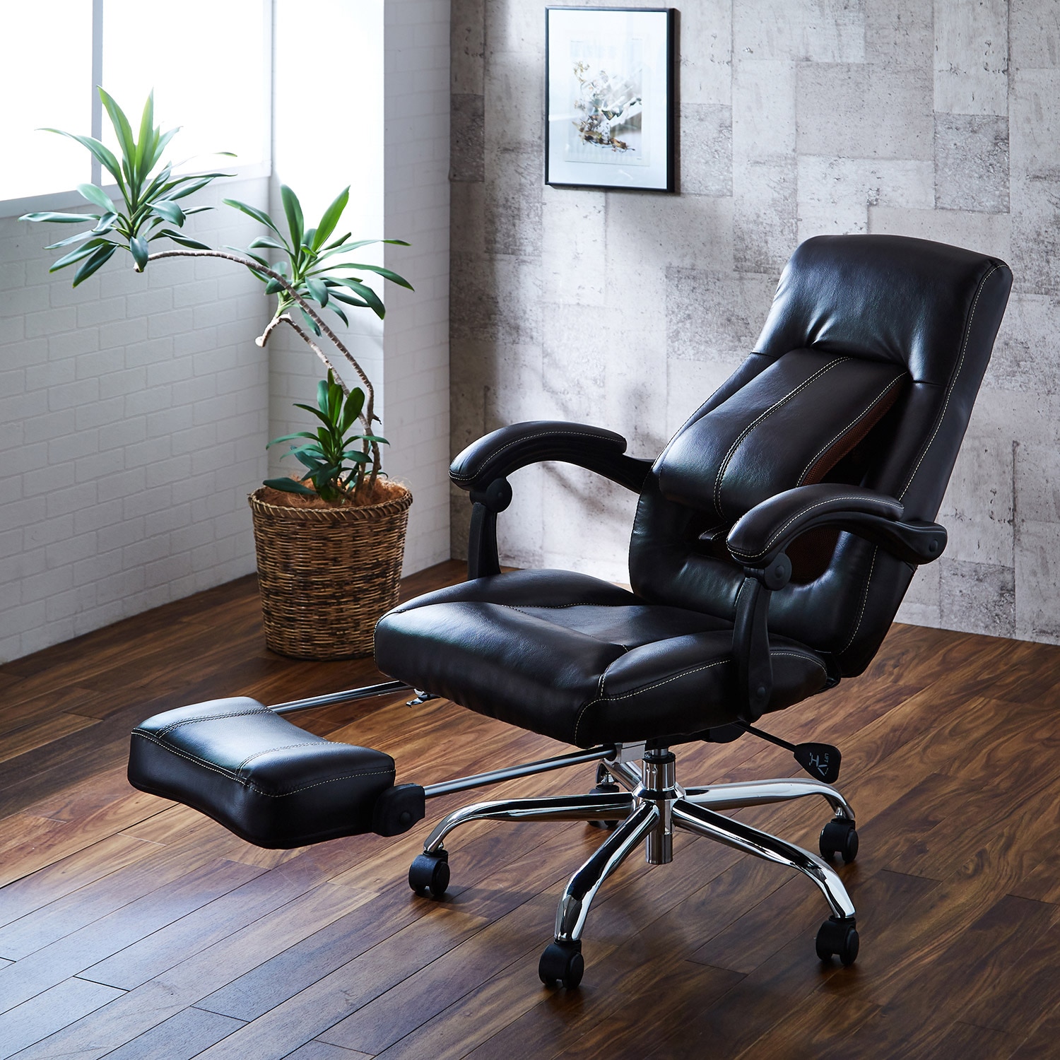 オットマン付きパーソナルリクライニングチェア（リラックスチェア