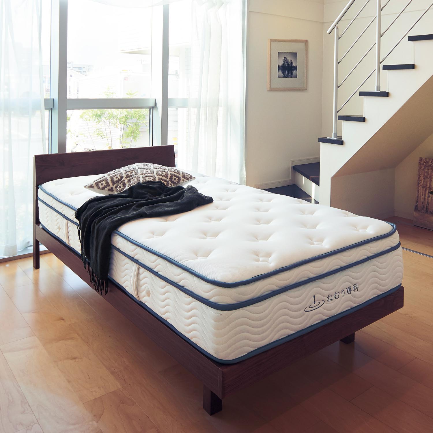 アウトレット特別価格】3ゾーン高密度ポケットコイルマットレス