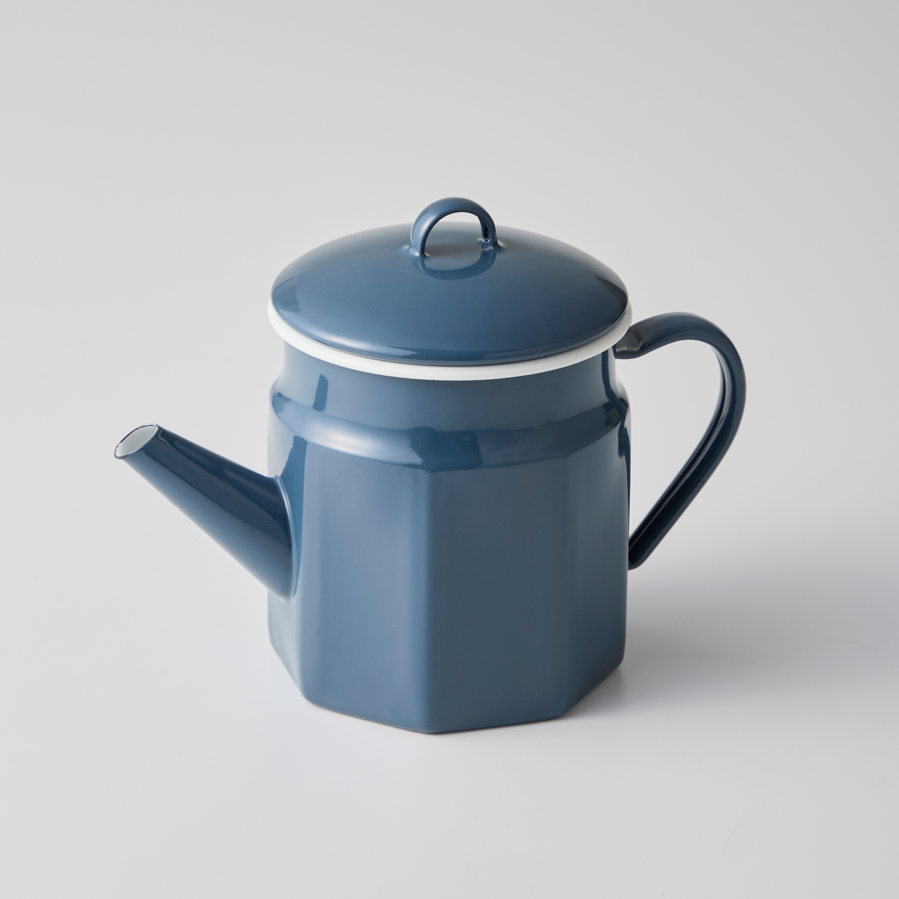 油をキレイに再利用できる八角ホーローオイルポット［日本製］（オイル