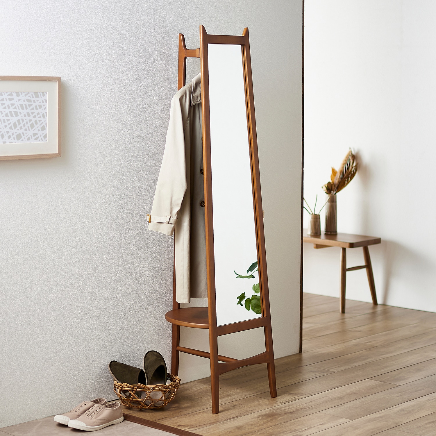 ヴィンテージテイストのミラー付きハンガーラック(OAKER/オーカー