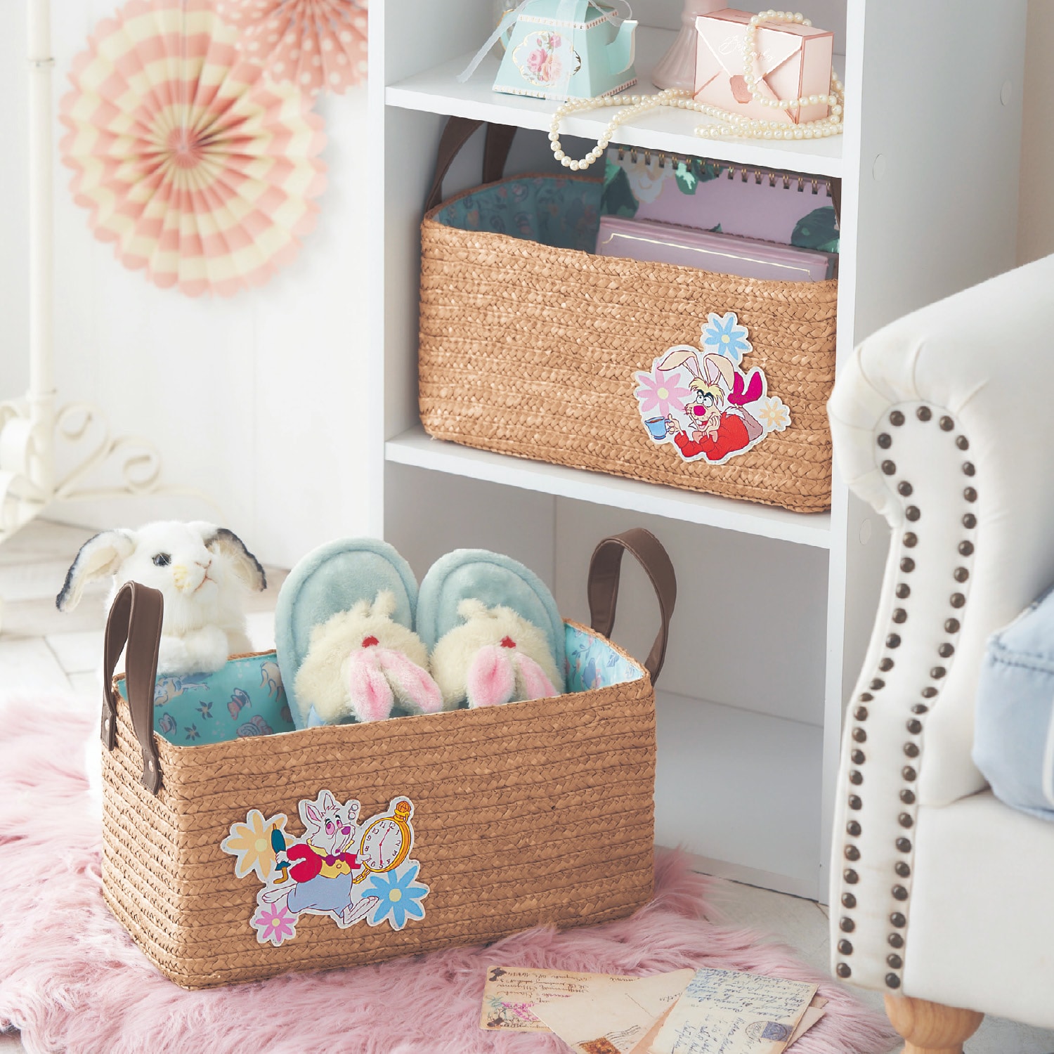 持ち手付きバスケット「ふしぎの国のアリス」（ディズニー タンス