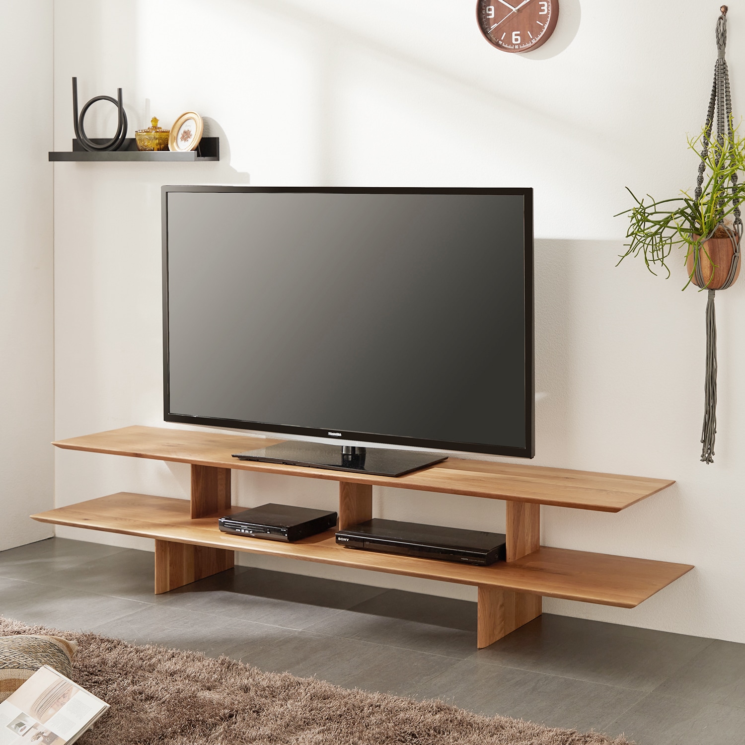 オーク材の木目が美しいラック仕様のテレビ台（テレビ台/テレビボード