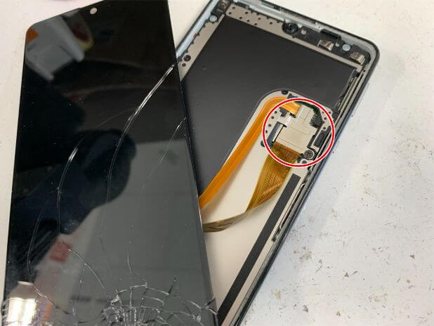 AQUOS sense5Gの画面交換修理が安い！ガラス割れ＋液晶表示異常が改善