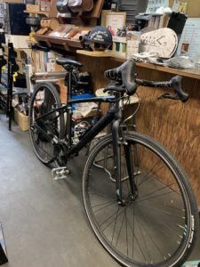 ビアンキのクロスバイクをブルホーン化。ロードバイク高くなったねぇ