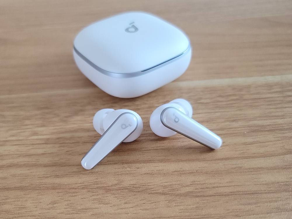 Anker Soundcore Liberty 5 レビュー｜バスレフ型スピーカー＆Dolby