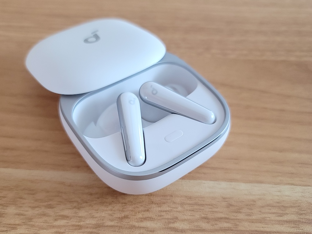 Anker Soundcore Liberty 5 レビュー｜バスレフ型スピーカー＆Dolby