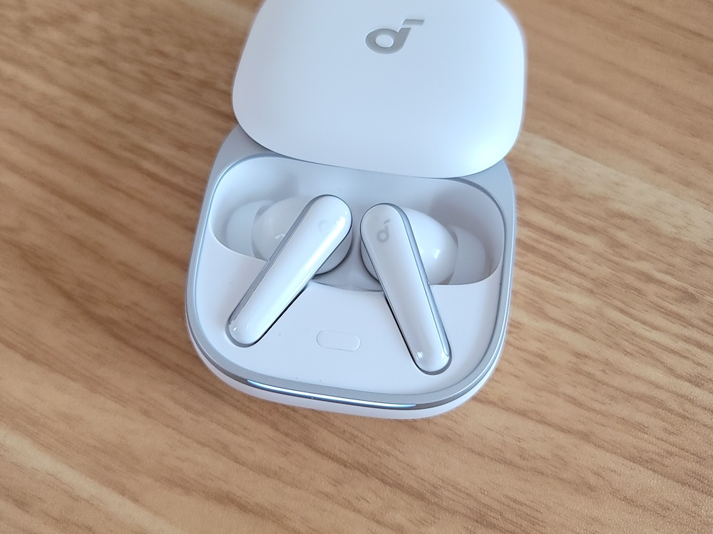 Anker Soundcore Liberty 5 レビュー｜バスレフ型スピーカー＆Dolby