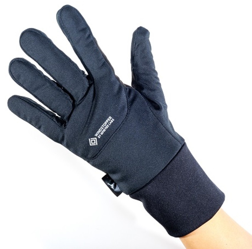 ミズノ株式会社との共同企画商品「ミズノブレスサーモ ロードバイク