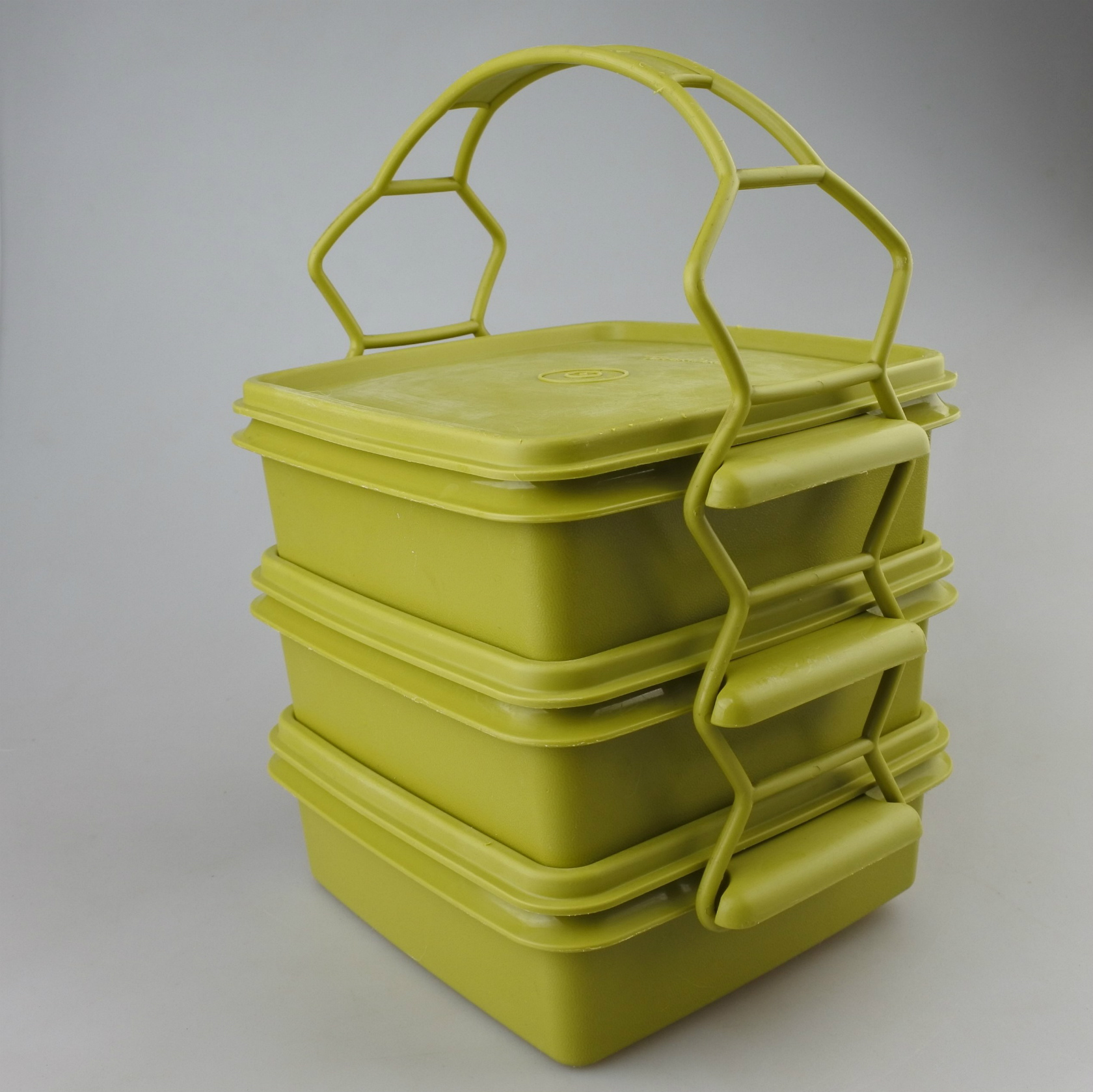 ビンテージ】日本製Tupperware（タッパーウェア） カルテット アボカド