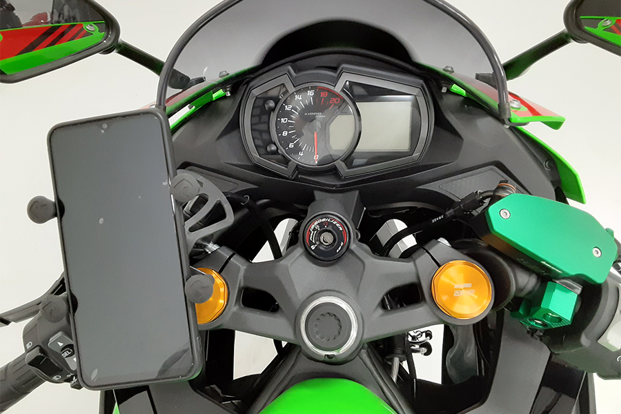 RAM MOUNTS】Ninja ZX-25Rへの装着確認が取れました！ | 株式会社