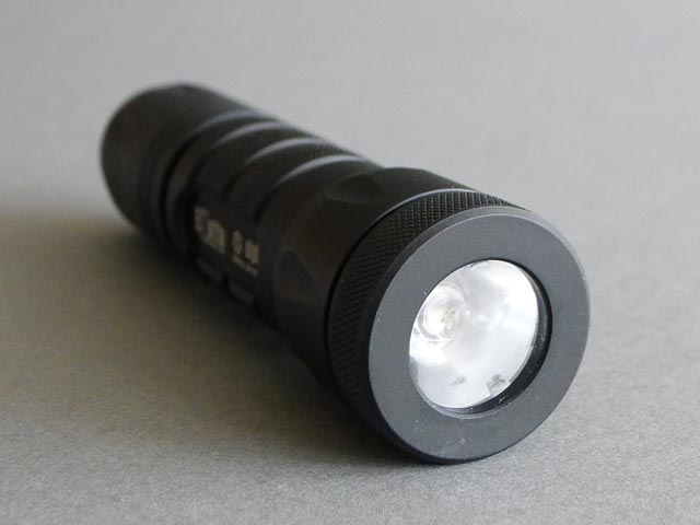 Elzetta Model A113 Gen3, フラットベゼル, Max 800im (16340/RCR123