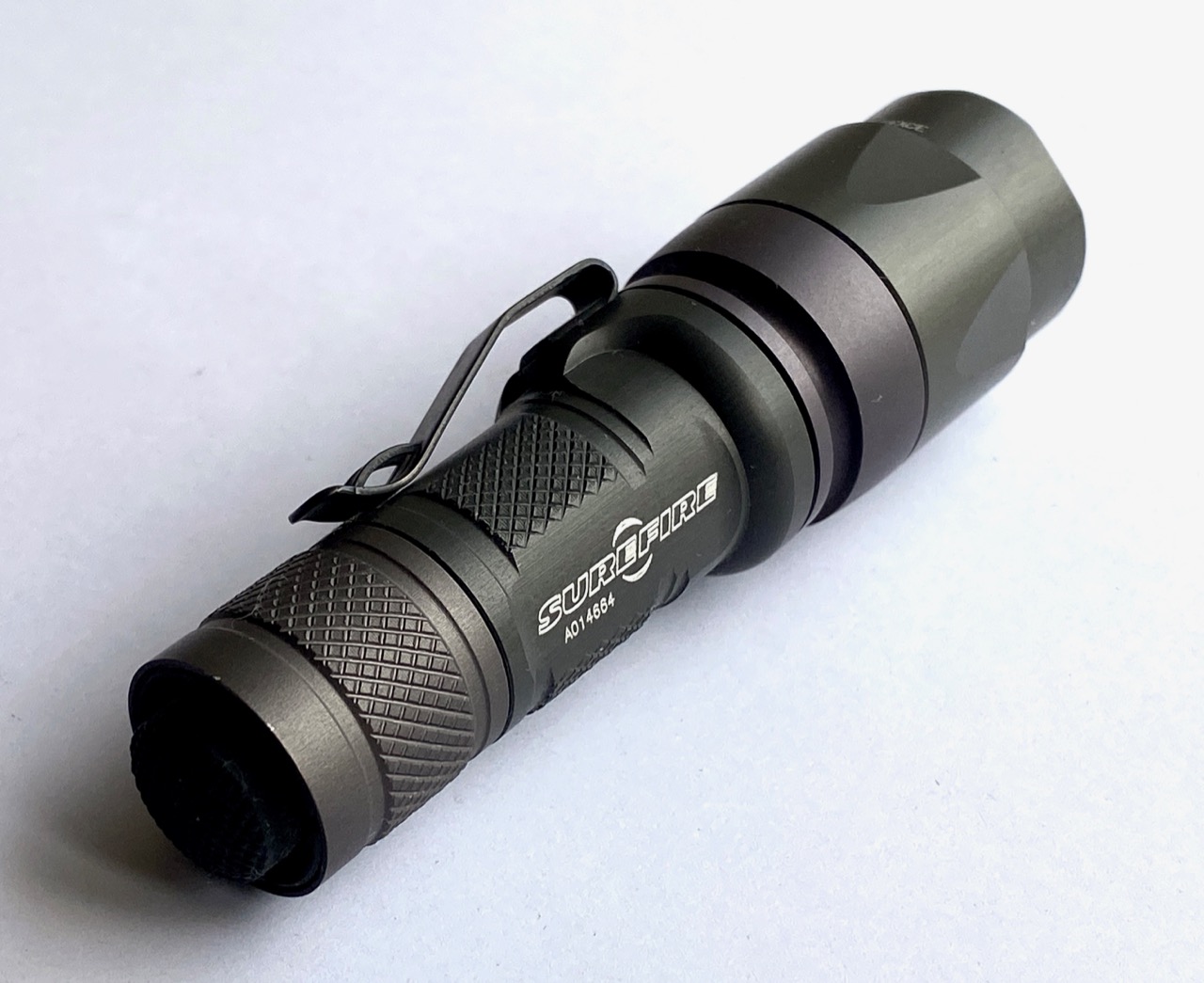 SureFire E1E HA 未開封新品、未使用スペアバルブ付き：コレクターズ