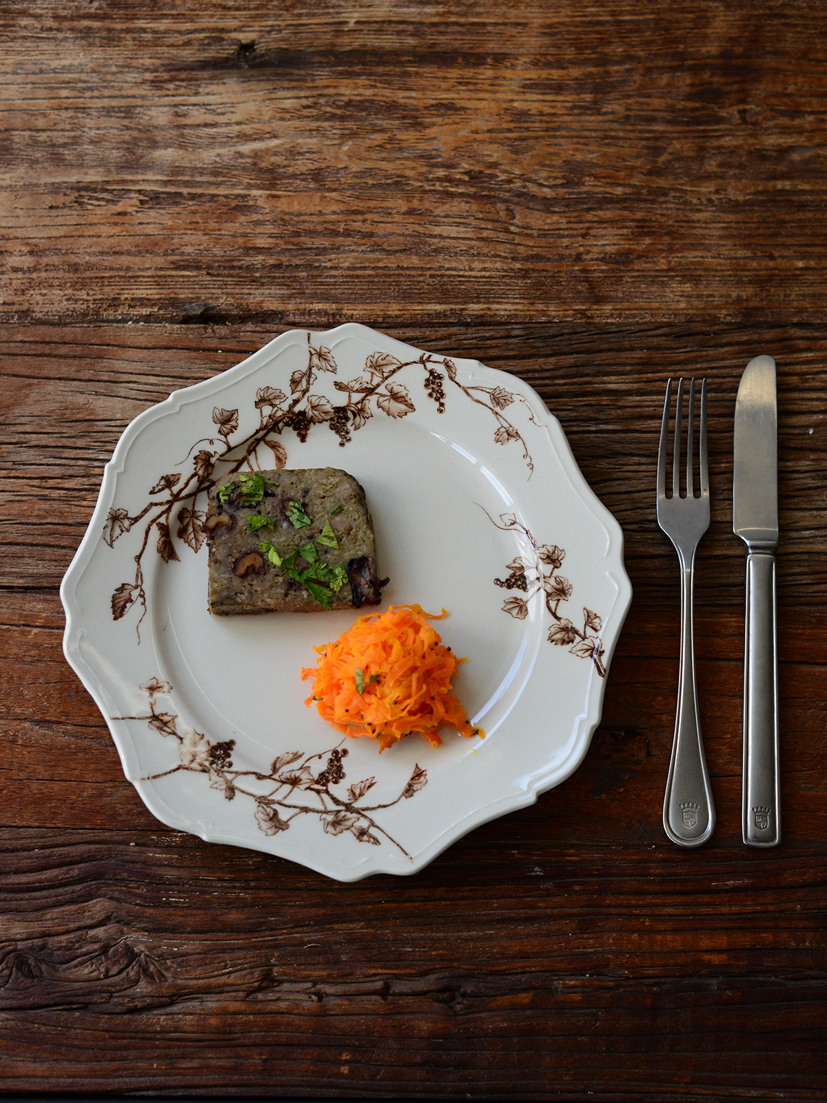 皿・プレート :: 23.5cm-27cm :: ヴィーニュ ラウンドプレート L