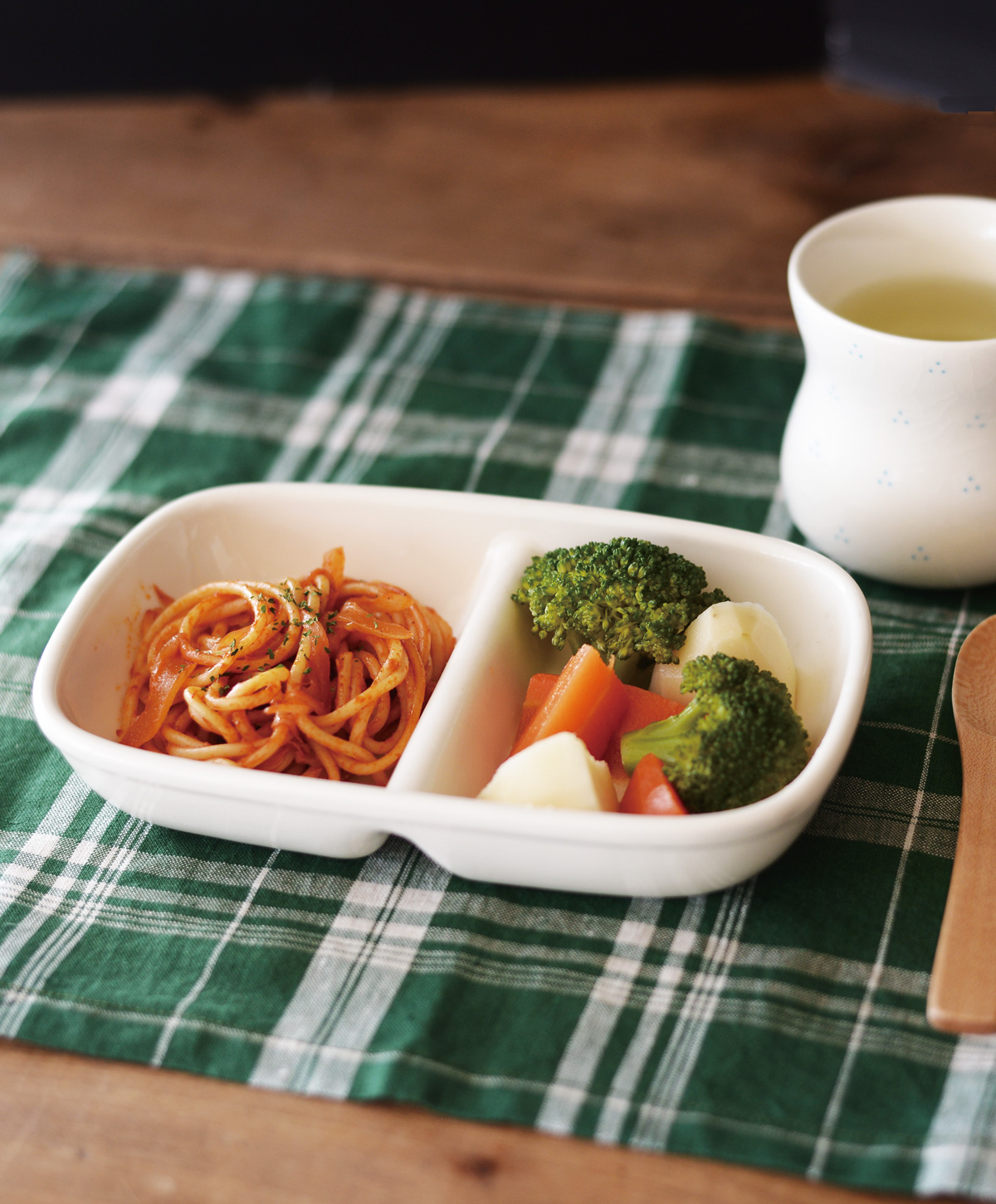 皿・プレート :: 仕切り皿 :: エアロポルト パルワ 小 - マルミツ