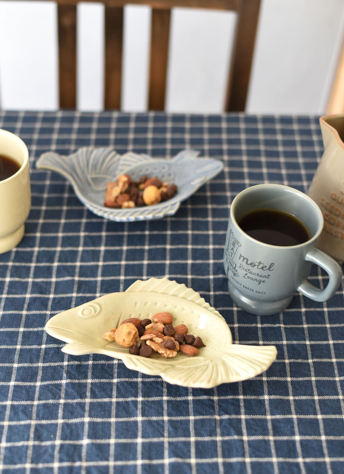 スタジオ エム :: ペスカード :: ペスカード 魚型皿 - マルミツウェブ