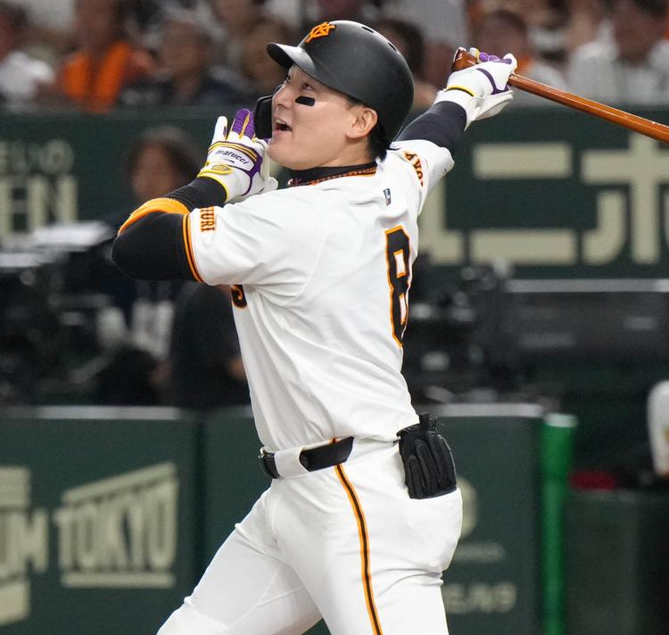 丸 佳浩 | 選手情報 | 読売ジャイアンツ（巨人軍）公式サイト