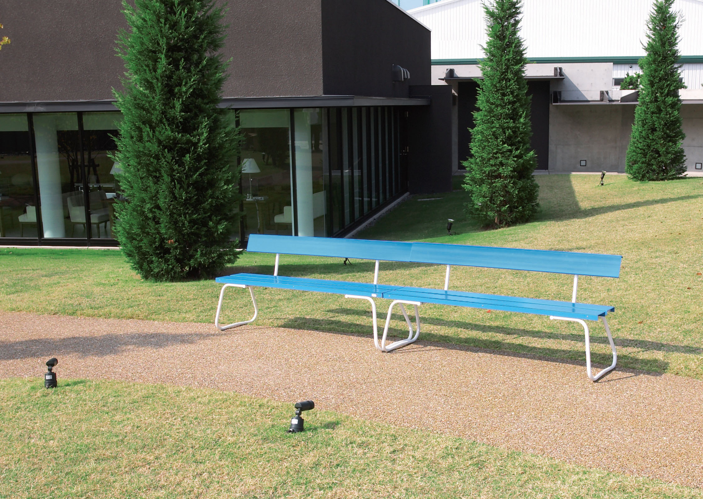 山崎産業株式会社｜樹脂ベンチ（背付）ECO 1800