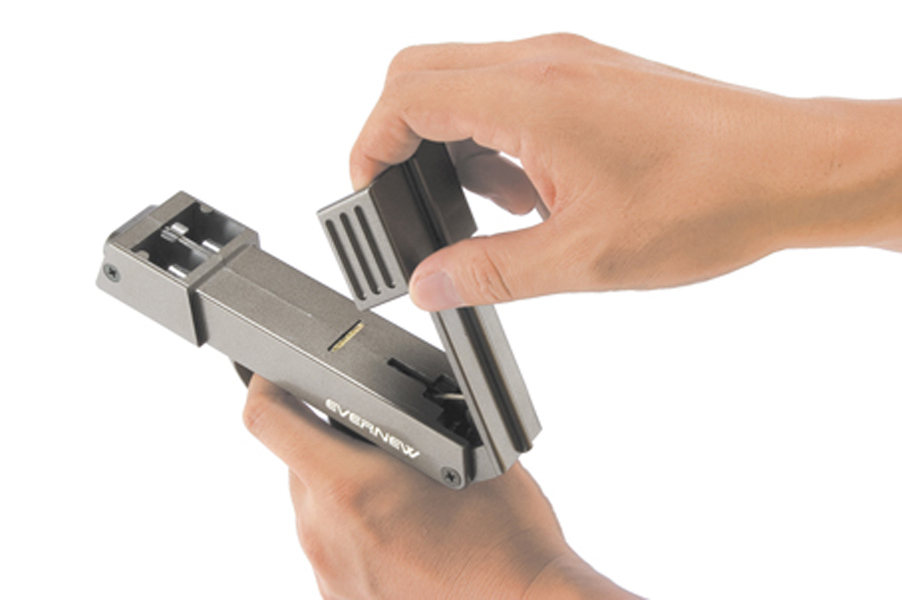 2023年度】EGA206｜ファースト信号器双発A｜エバニュー｜スポーツ用品