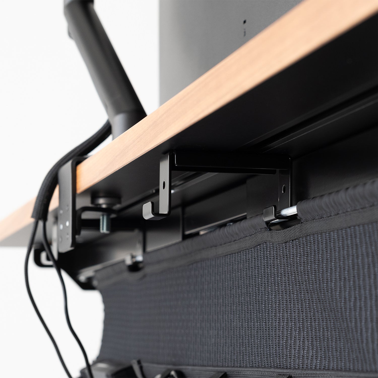 Mesh Cable Holder | PREDUCTS