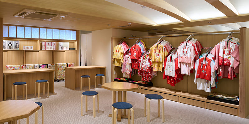 三歳の衣装 | 七五三レンタル着物・古典柄・正絹素材 | 晴れ着の丸昌