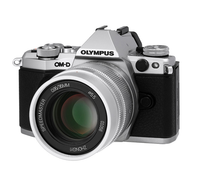 中一光学 SPEEDMASTER 35mm F0.95 II マイクロフォーサーズ用 発売
