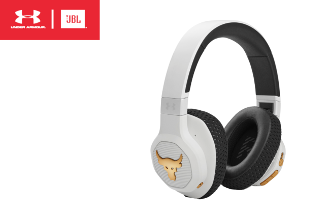 ノイズキャンセリング機能と長時間再生を実現したオーバーイヤー