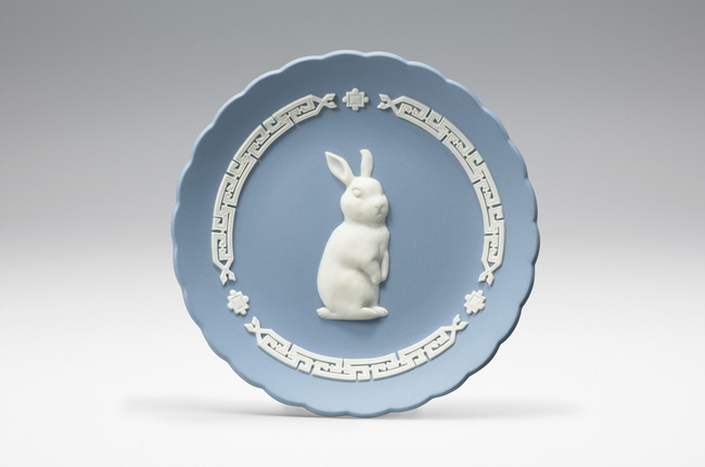 ジャスパー イヤープレート 2011 / エトトレイ ウサギ 登場