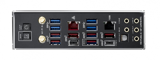 第3世代AMD Ryzen™ Threadripper™をサポートするTRX40チップセット搭載