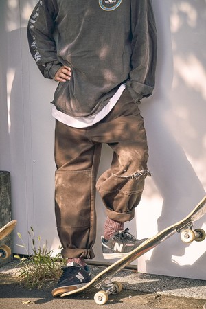 社内コンペで優勝した若手販売スタッフによるスケーターパンツ企画