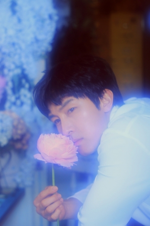 韓国歌謡界伝説のグループ「神話（SHINHWA）」のメンバー、キム