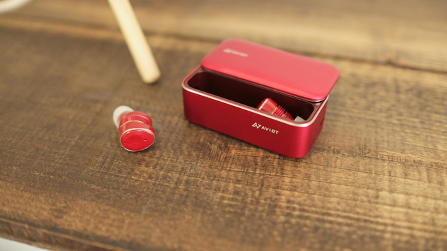 AVIOTから、音楽性と情報量を極めた、新設計ハイブリッド・トリプル