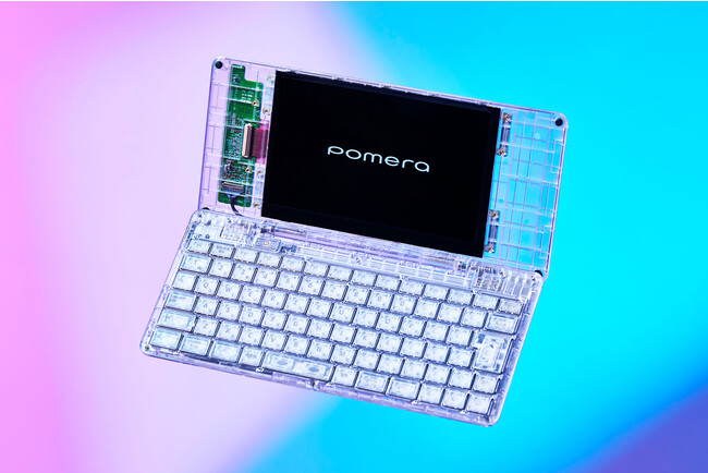 いつでもどこでもすぐメモがとれるデジタルメモ「ポメラ」誕生15周年