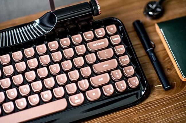 期間限定10％引き！】「Rymek メカニカルキーボード」タイプライター風