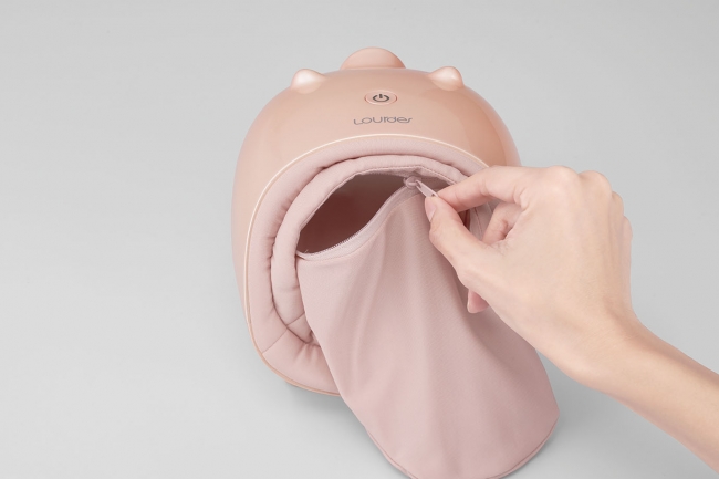 コードレスながら上下左右に包みこんで本格ケア「ルルド フットケア