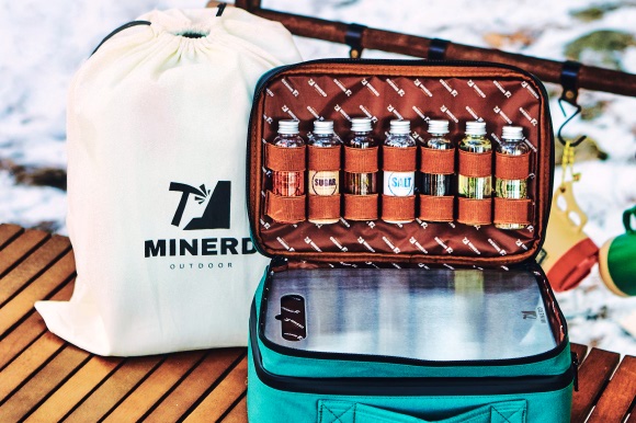 キャンパーのためのギア収納バック。収納が曖昧だったキャンプ用品を