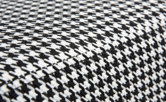 タンスのゲン」“千鳥格子”を取り入れたソファを発売 | タンスのゲン