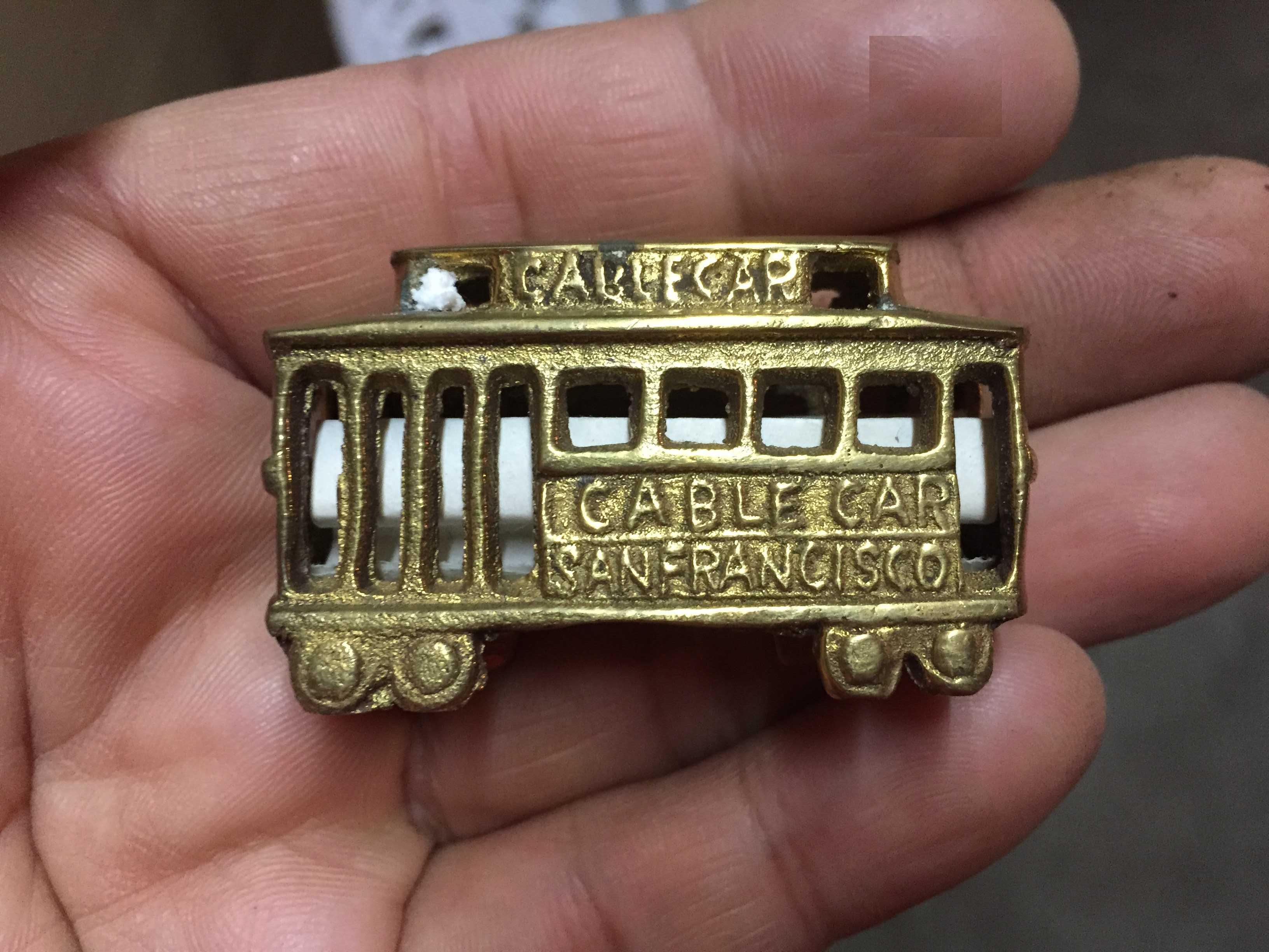 サンフランシスコのケーブルカーのお土産（金属製） - 村内伸弘の