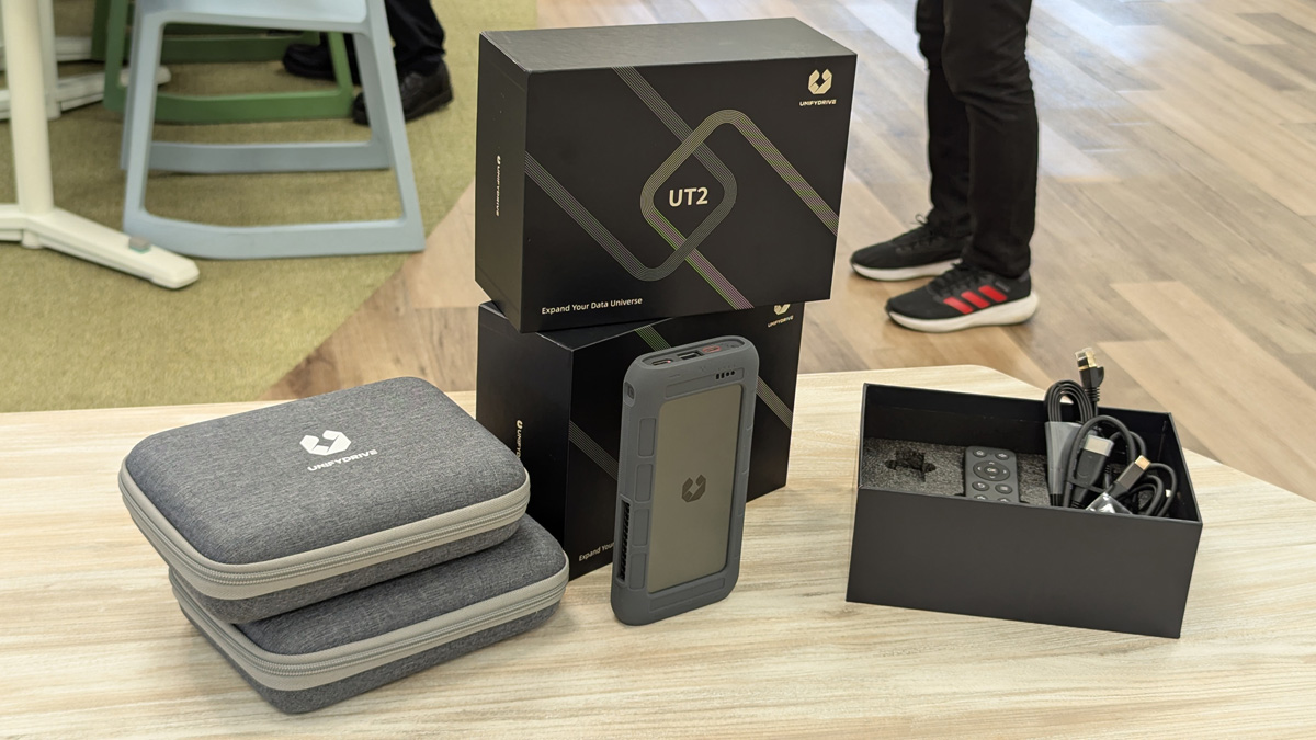 最大16TBを手軽に持ち運べるポータブルNAS「UnifyDrive UT2」の応援
