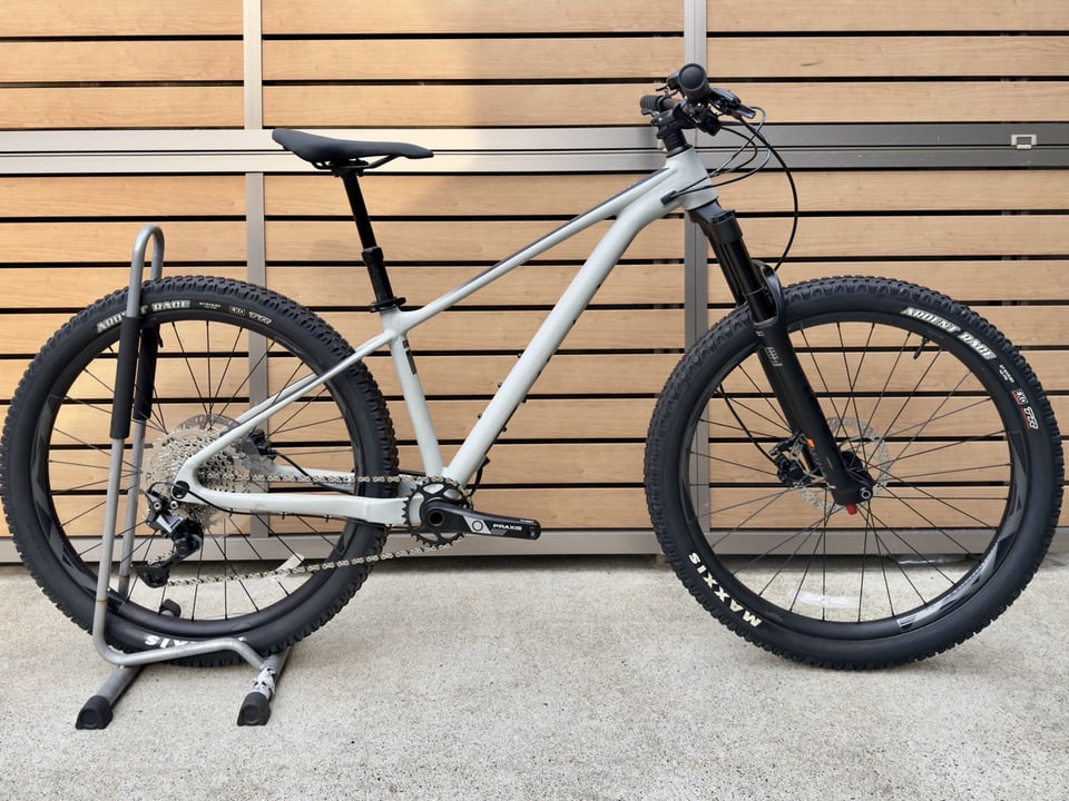 きゅうべえsports】一台限りの超お得なMTB GIANT FATHOM 2 - 株式会社